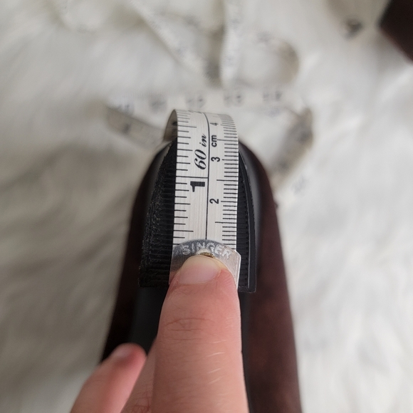 Suede ankle boots chunky high heel and laces. - Picture 10 of 12